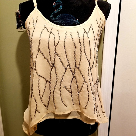 Beaded scoop neck double layered going out top - Picture 1 of 4